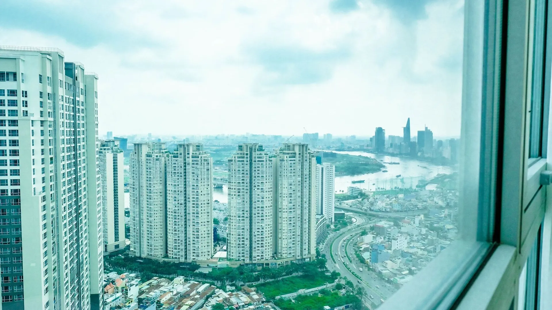 Vinhomes Central Park Jack Hai Luxury Service Apartment Ho Chi Minh City Vietnam